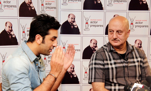 Ranbir Kapoor gives acting lessons to Anupam Kher’s students